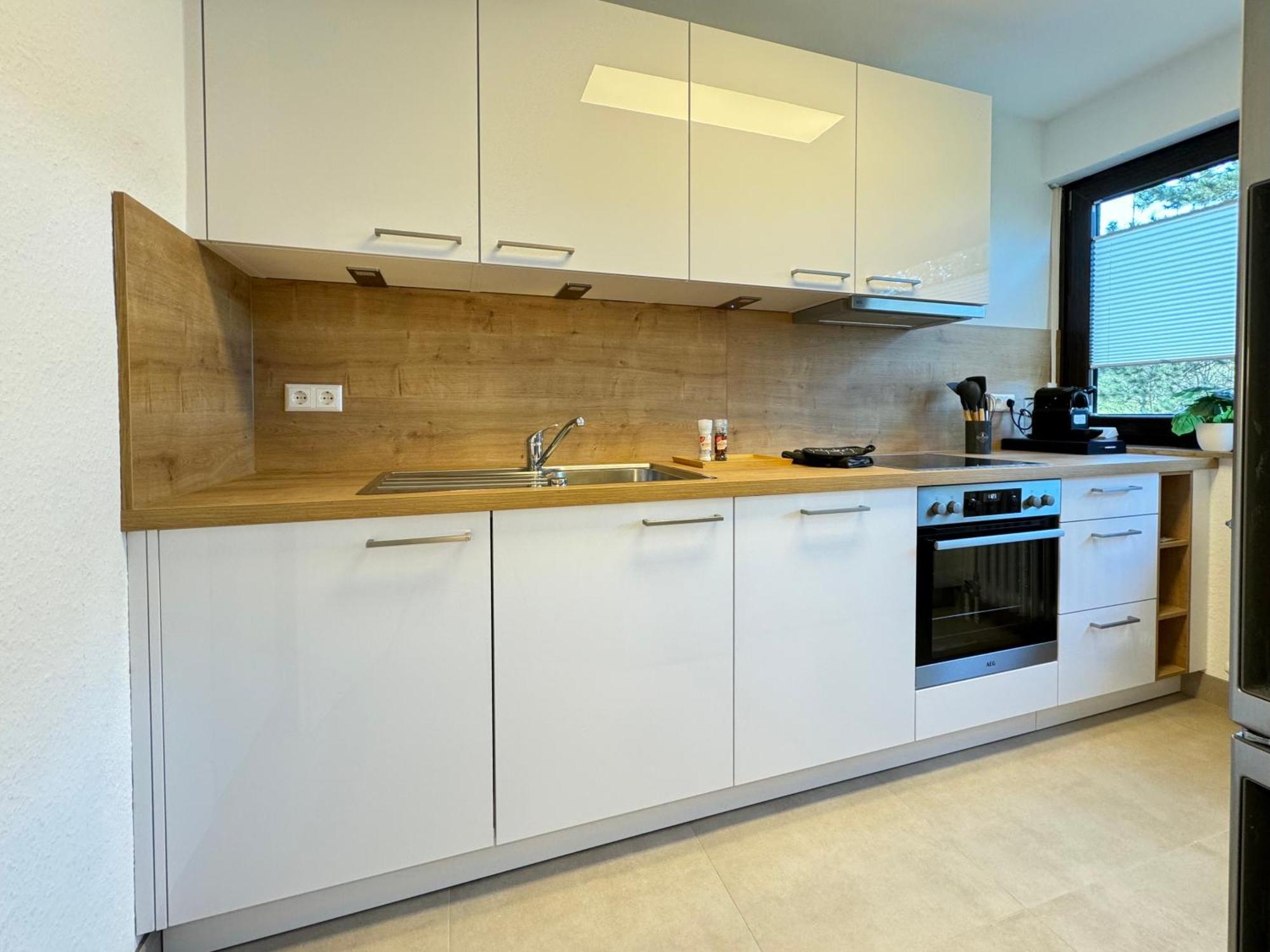3 Zimmer Apartment, 90 Qm, Ruhig Und Zentrumsnah, Max 6 Pers, 15 Qm Balkon , Private Garage, Internet 1000 Mbit 진델핑겐 외부 사진